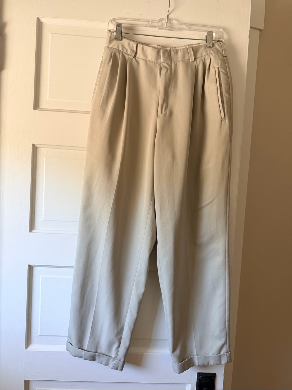 Van Heusen Men's Pleated Khaki Chinos in Light Beige